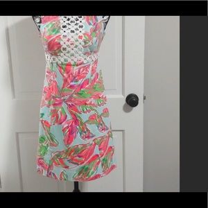 Lilly Pulitzer- Rosie Shift Dress w/Embroidery. Size 4. Print is “in the Vias”